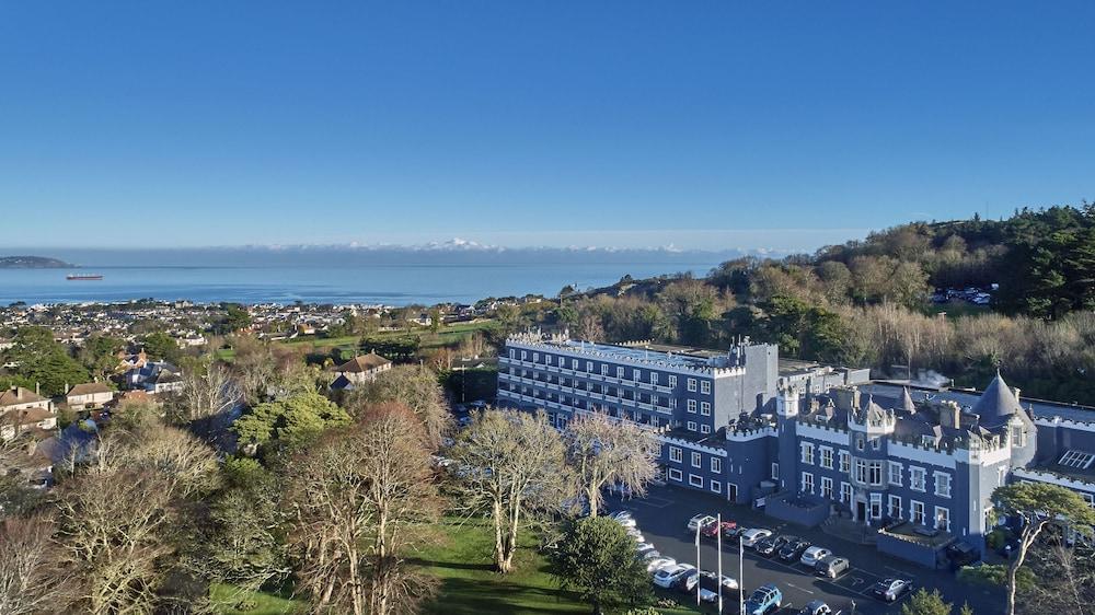 Fitzpatrick Castle Hotel Dalkey Exterior photo